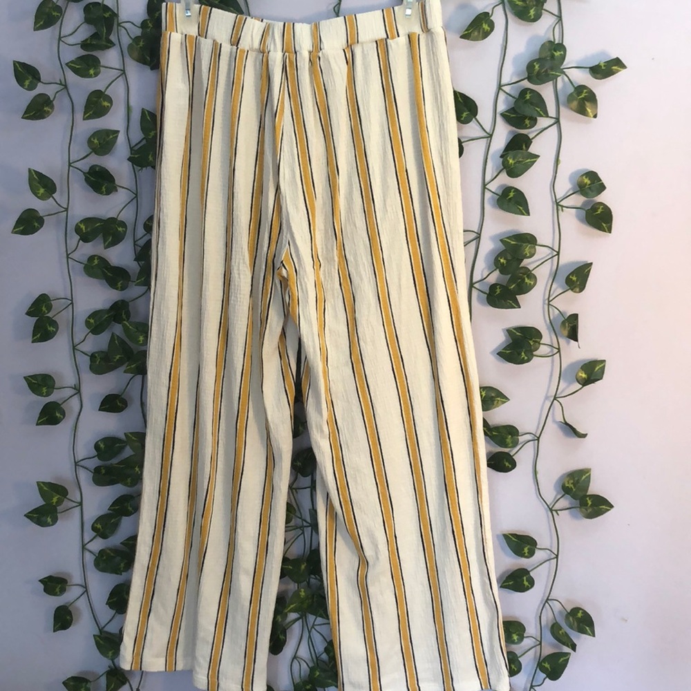 High Waisted Capri Pants